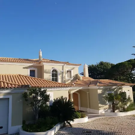 Apartamento Lovely Family Large Swimming Pool And Bar!